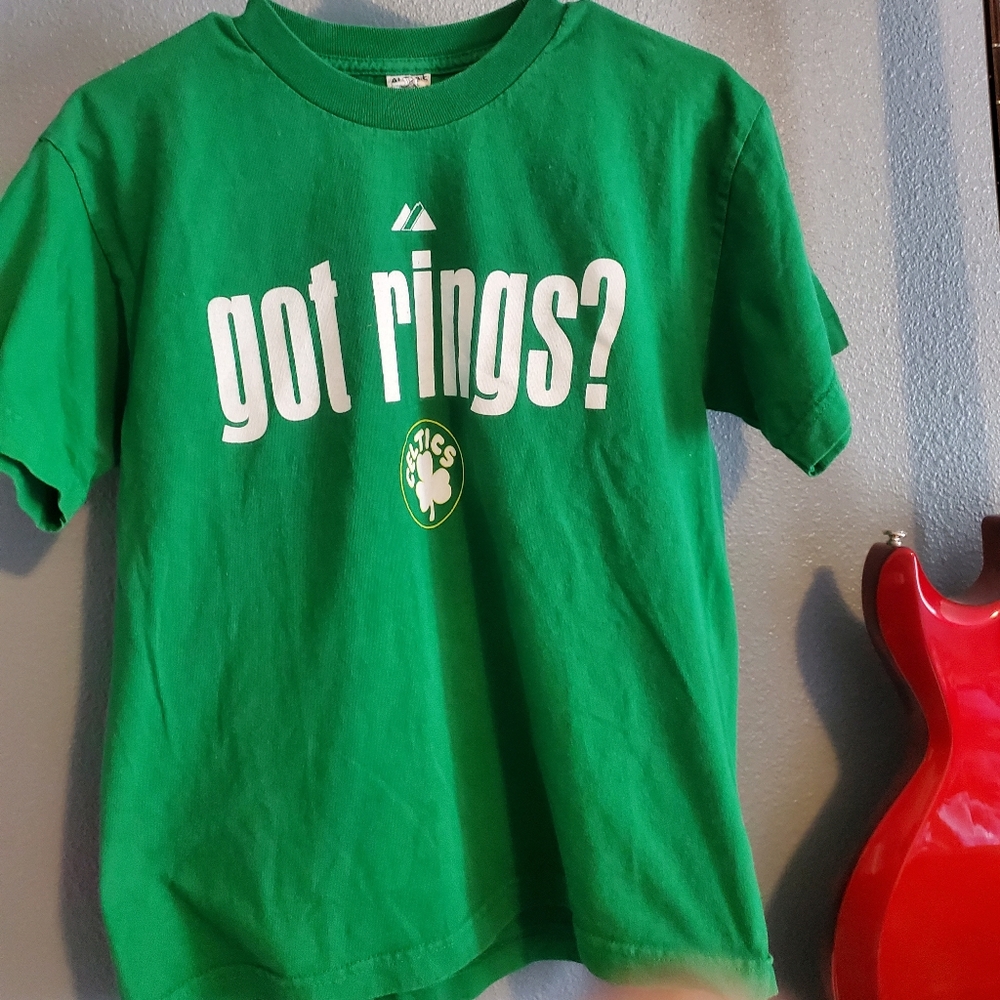 Boston Celtics 17 championships tee